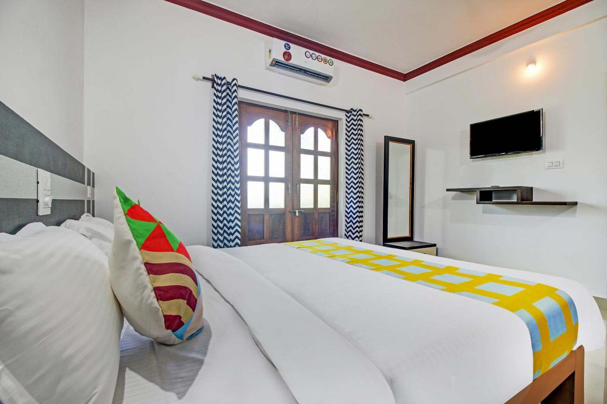 Super Hotel O Pradeep Guest House Near Baga Beach Bagian luar foto